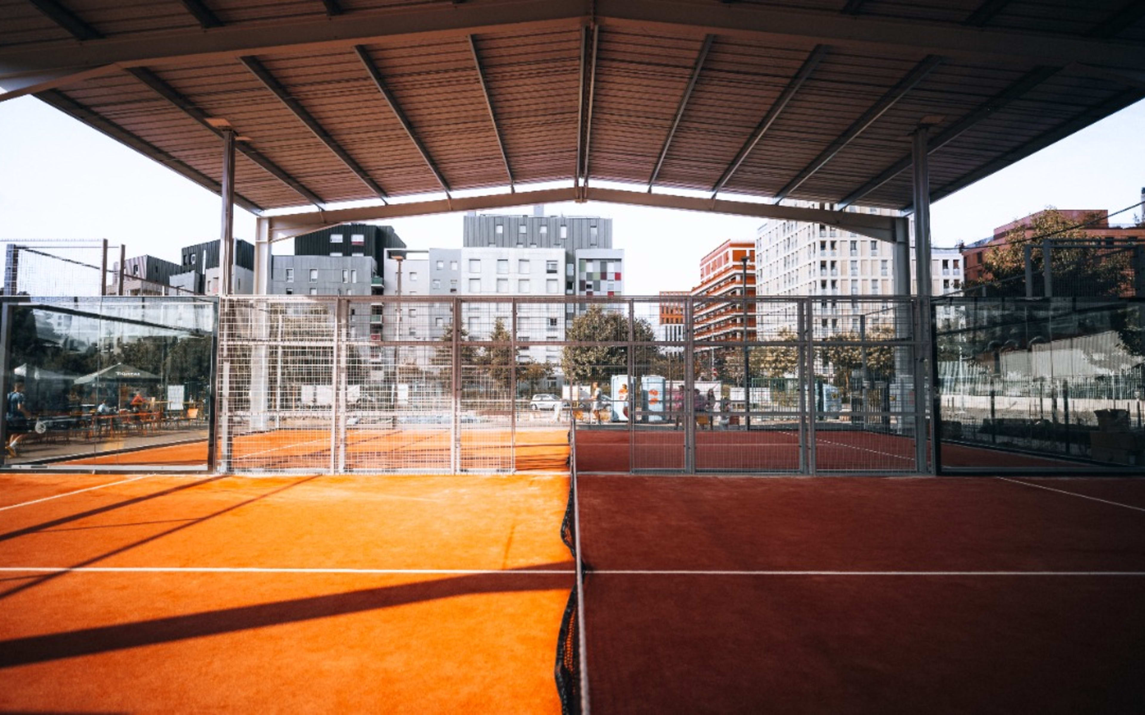 Terrain Sportfield Lyon 7 à Trévoux