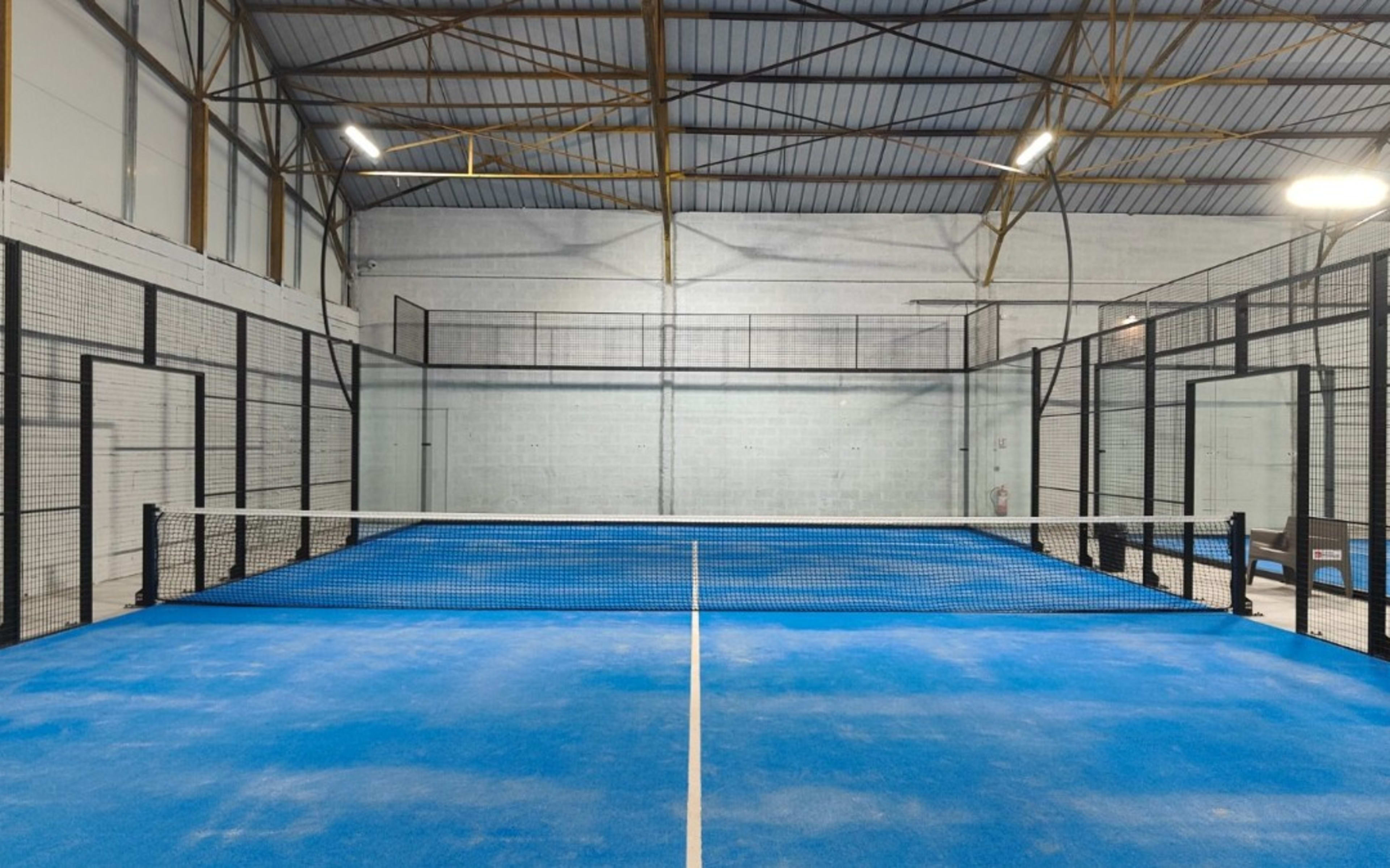 Terrain Banana Padel à Savasse