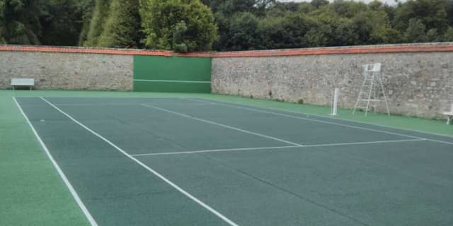Ush Tennis - Photo principale