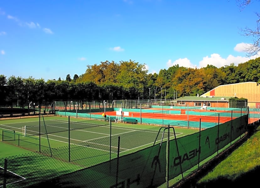 Tennis Club Mennecy - Photo 1