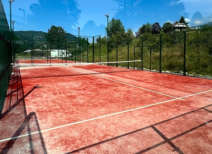 Padel Mairie de Brié et Angonnes - Photo 1