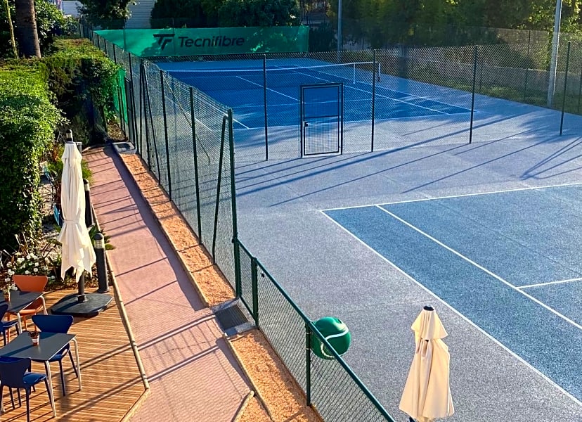 La Villa Tennis Club - Photo 1