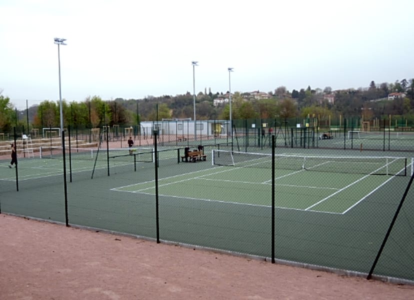 Sathonay Camp (Tennis Club) - Photo 1