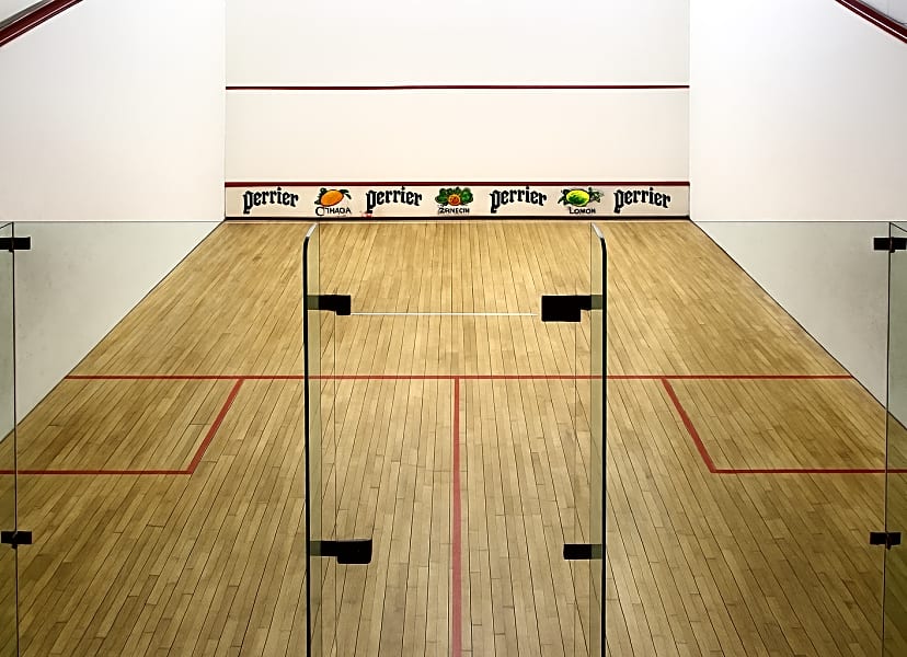 Wimbledon TC - Photo 1