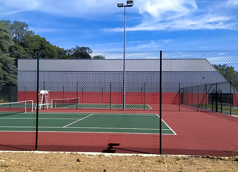 Tennis Club Sud 41 - Photo 1