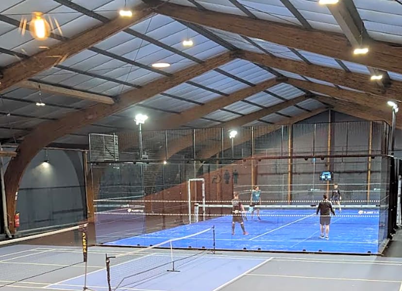 Racket World - Photo 1