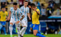 Partida Brasil x Argentina foi suspenso pela Anvisa e a Fifa ainda não definiu o que irá acontecer