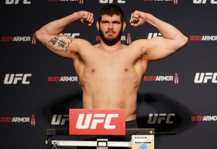 Philipe Lins será o único representante brasileiro no UFC deste sábado