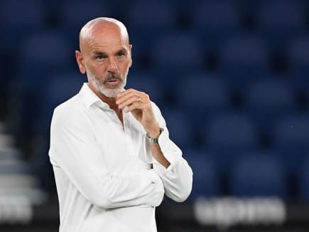 Milan vence mais uma no Italiano e renova com o técnico Stefano Pioli