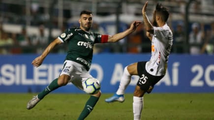 Corinthians e Palmeiras se enfrentam na retomada do Campeonato Paulista