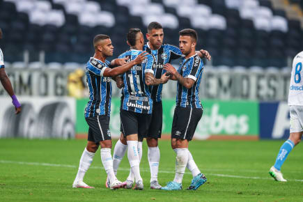 Grêmio elimina Novo Hamburgo nos minutos finais e enfrenta seu maior rival na final do segundo turno do Gauchão