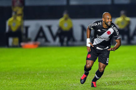 Com dois gols de Fellipe Bastos, Vasco estreia com vitória sobre o Sport no Brasileirão