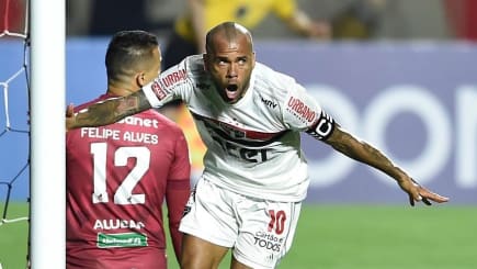 Na estreia do Campeonato Brasileiro, São Paulo garante vitória sobre o Fortaleza com gol de Daniel Alves