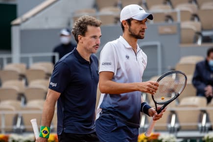 Paris - Nadal, Zverev e Raonic fortes nas quartas; Wawrinka é incógnita