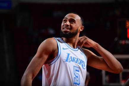 Lakers atropelam Rockets e chegam na liderança da Conferência Oeste da NBA