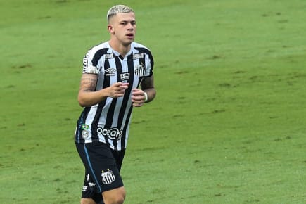 Santos e Boca Juniors entram em campo em busca da última vaga para a final da Libertadores
