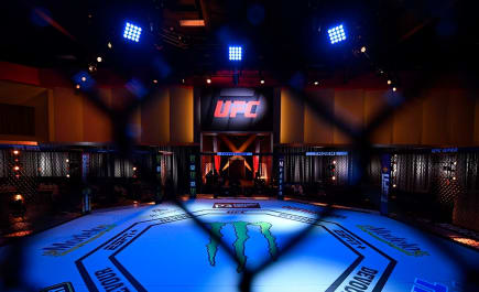 Rob Font domina Cody Garbrandt e vence card principal do UFC por decisão unânime