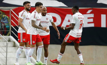 Sport x Internacional: partida válida pela 20ª rodada do Brasileirão