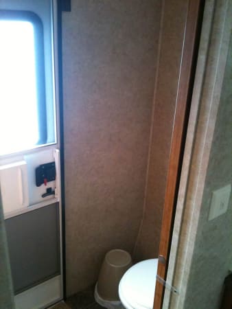 Rv 2012 Keystone Bullet 1 Travel Trailers 24 For Rent Near Hutto Tx Call 512 944 5800 For Reservations