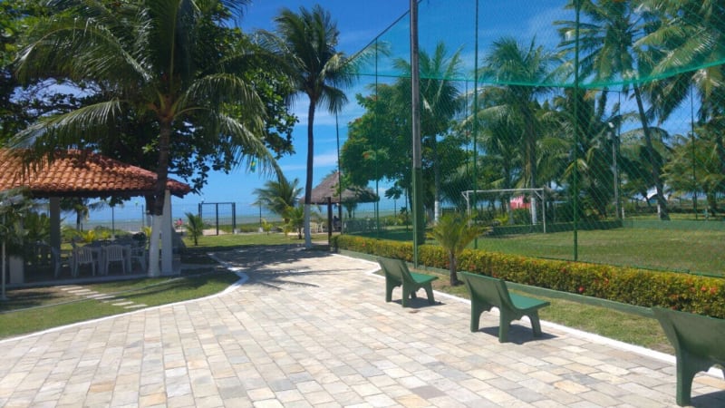 Vendo casa em condomínio a beira-mar