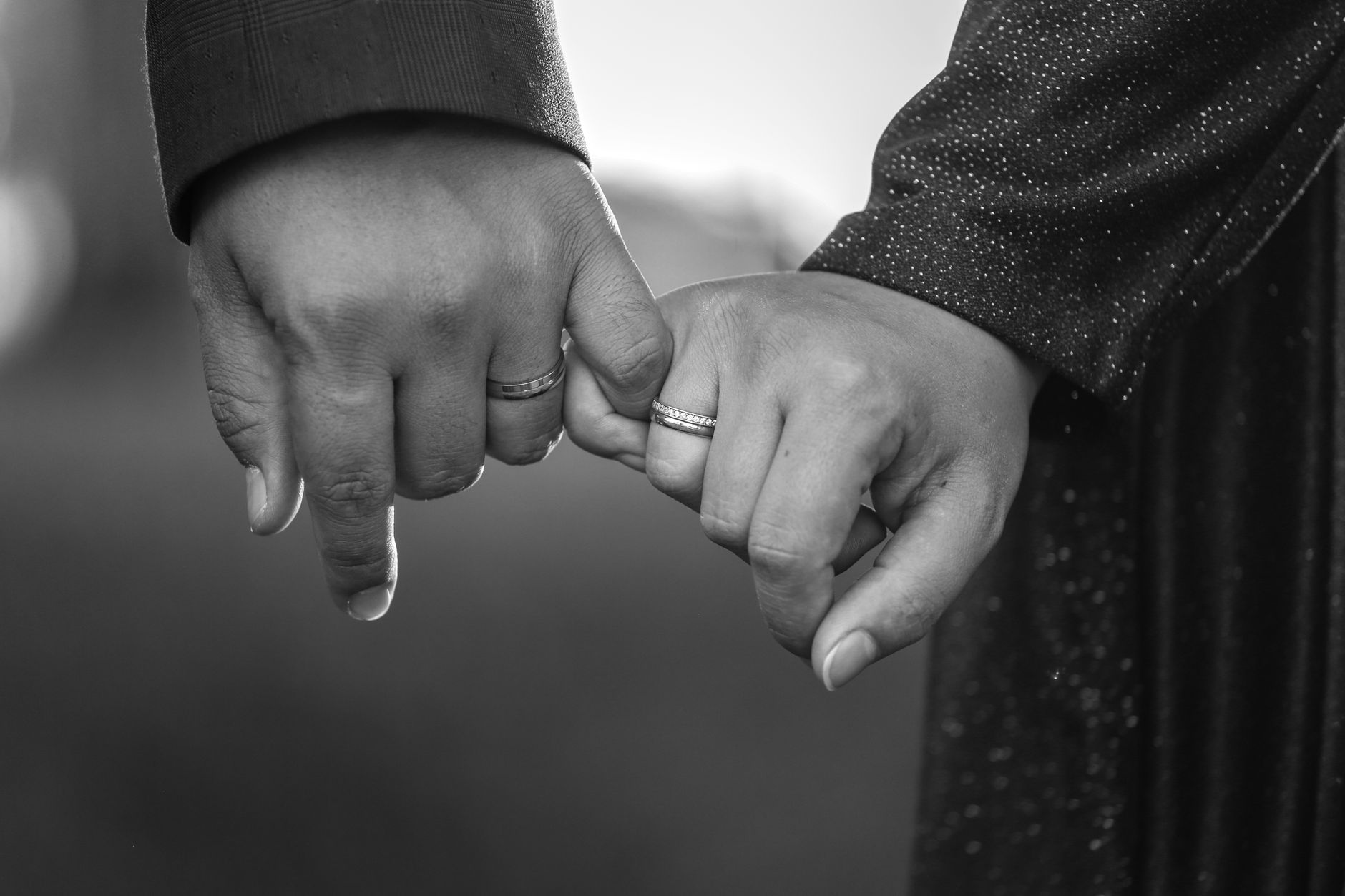 Smart Engagement Rings: Tracking Fitness and More with Engagement Rings for Women
