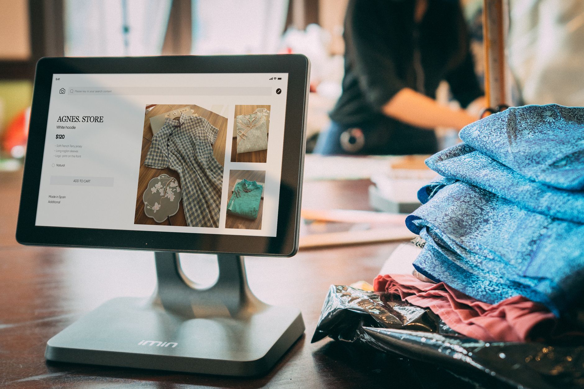 How to Create a Unique Online Shopping Experience