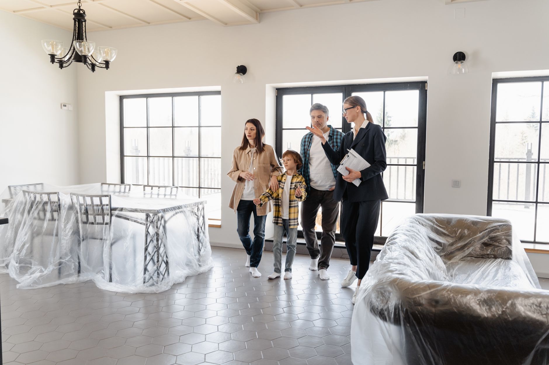 How to Plan an Open House: Tips and Tricks