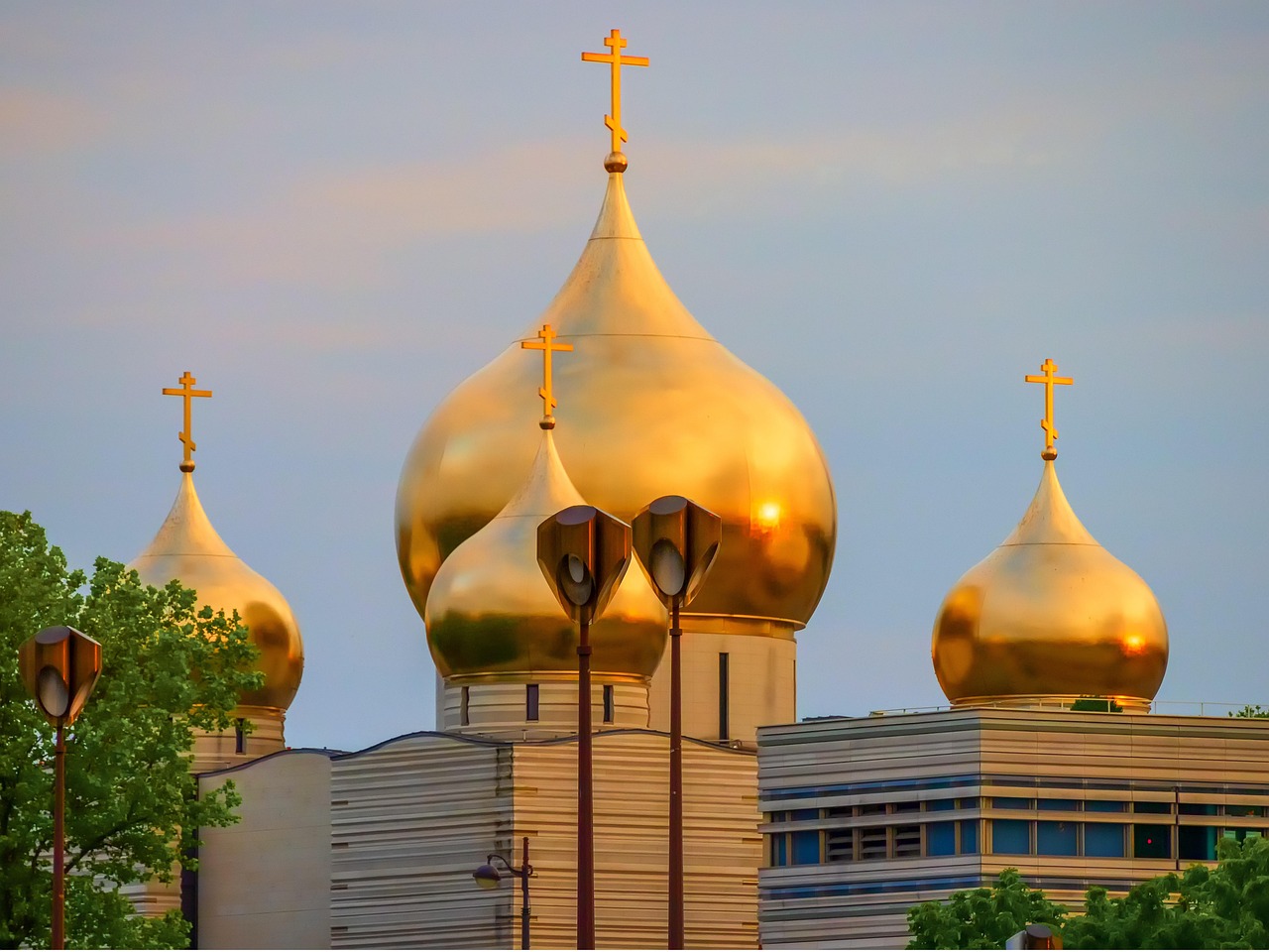 UK to Retrospectively Review Tier 1 Visa Applications by Russian Nationals