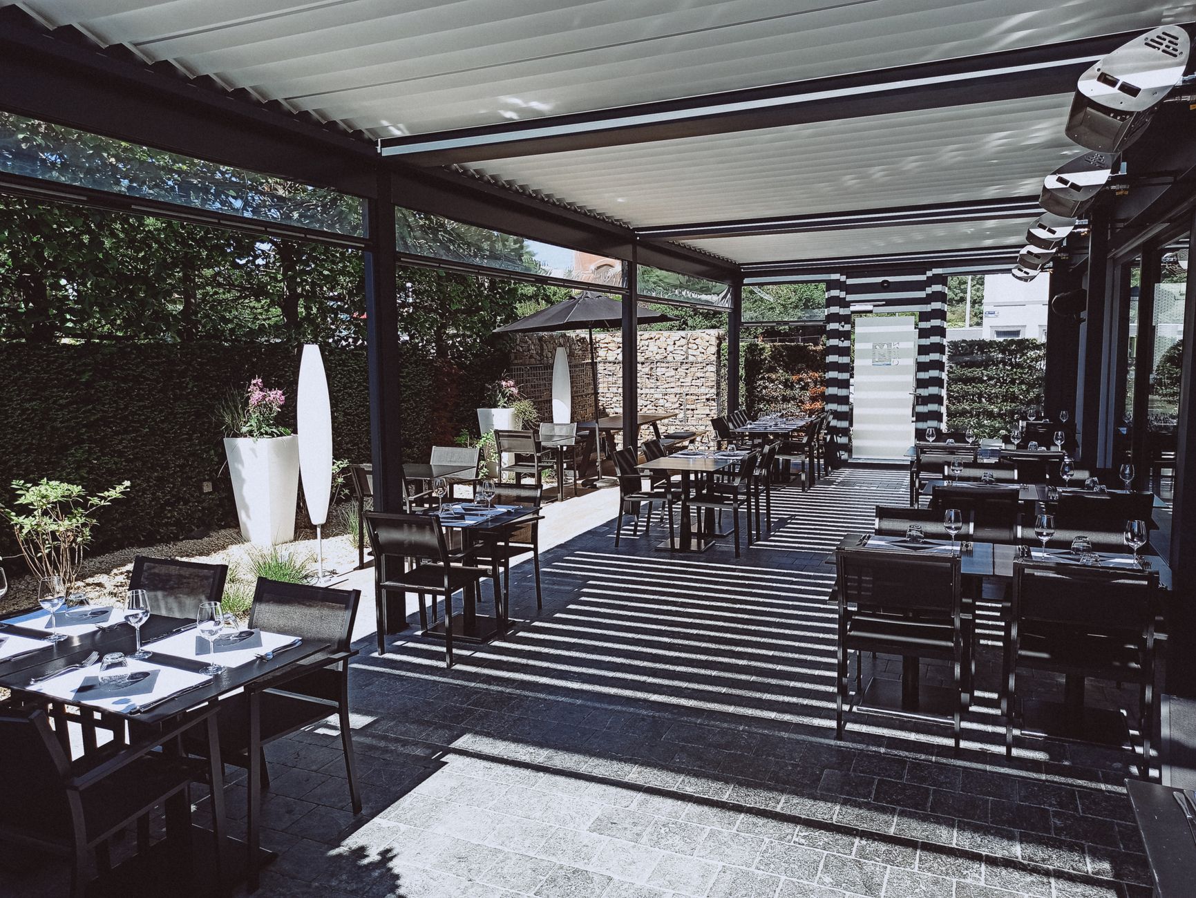 Understanding The Benefits Of Installing  Motorized Louvered Roof For Your Patio