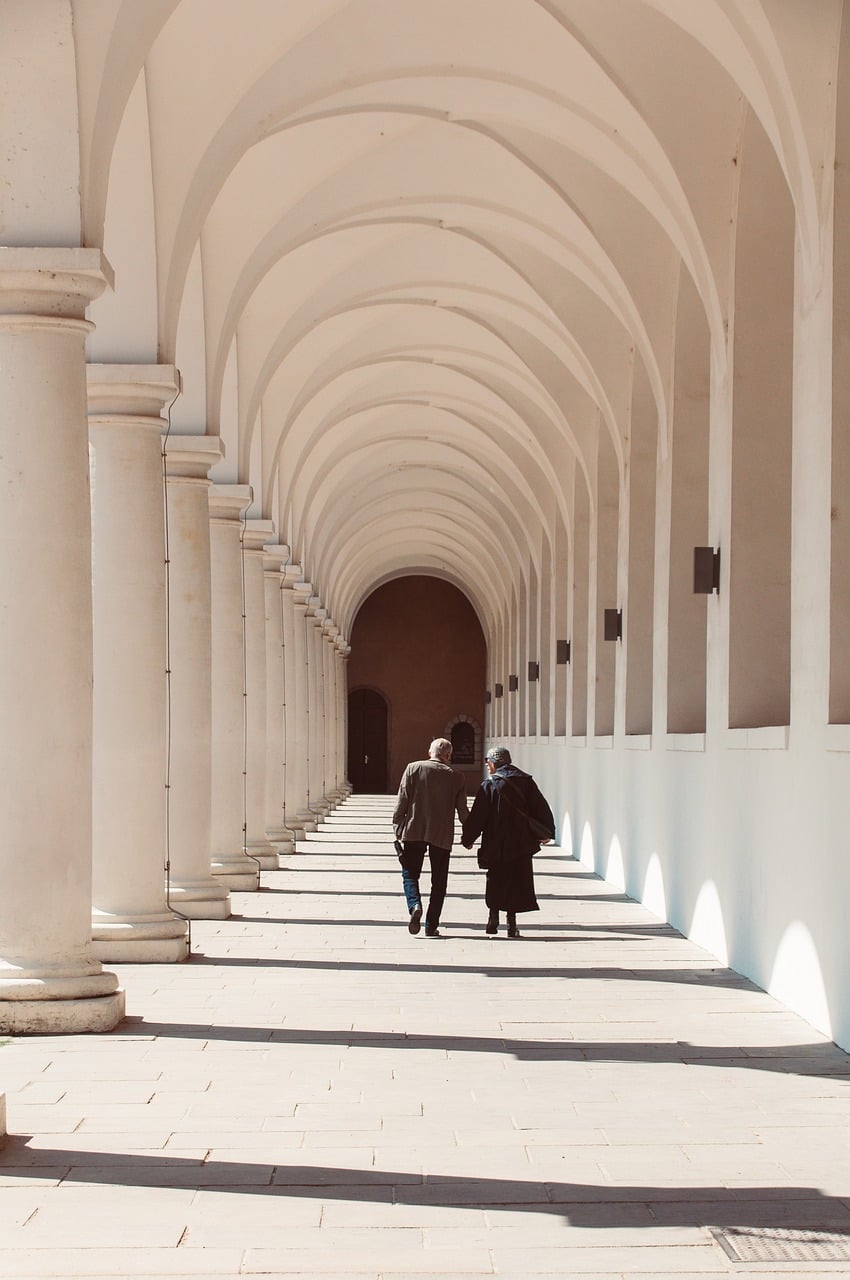 5 Things People Often Ignore (But Shouldn’t) When Building a Luxury House