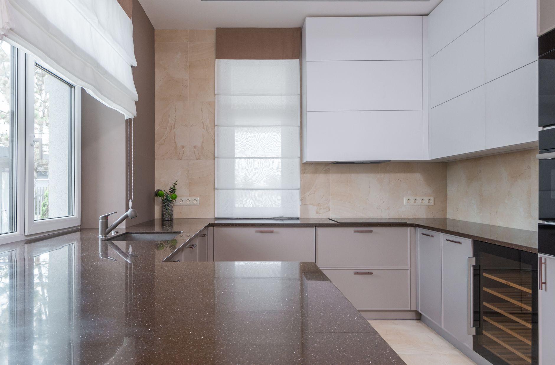 A Comprehensive Guide to Understanding Quartz and Porcelain Countertops