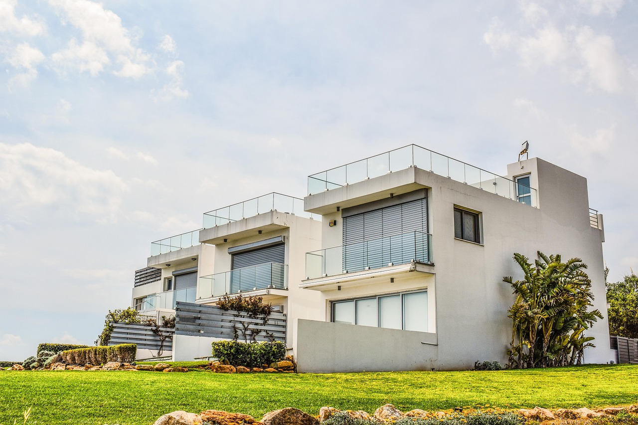 High-End Real Estate on the French Riviera: Your Insider’s Guide to Coastal Luxury