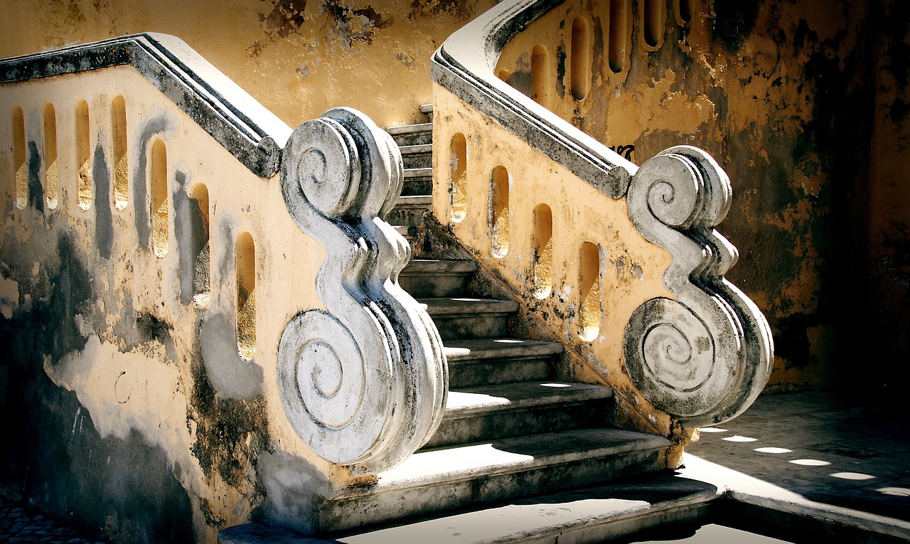Top Trending  Staircase Styles in 2023