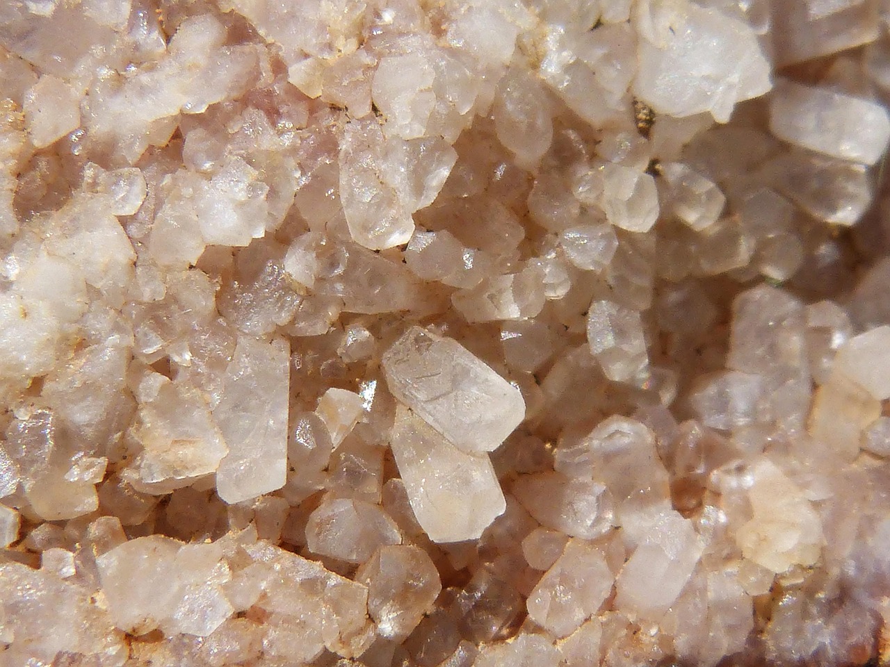 Transform Your Kitchen with Stunning Quartz Countertops in Montreal