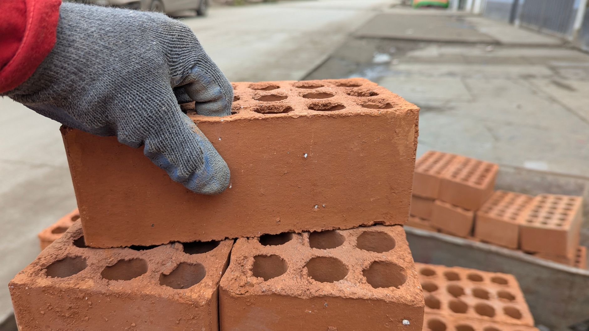 BRICS and mortarless building gains traction