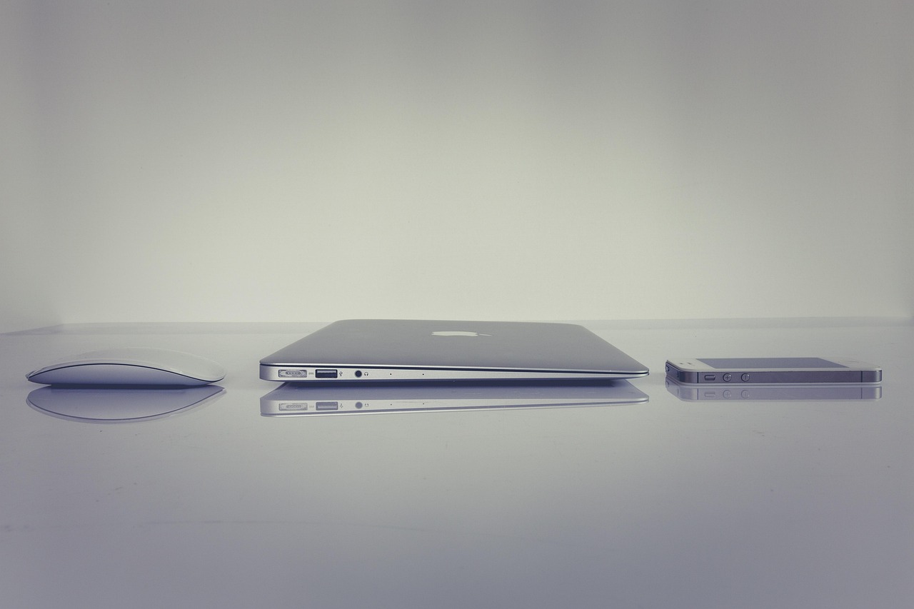 A Guide to Working with Fractional Designer Effectively