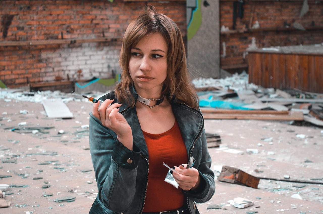 3 Signs That Indicate You’re Addicted To Drugs