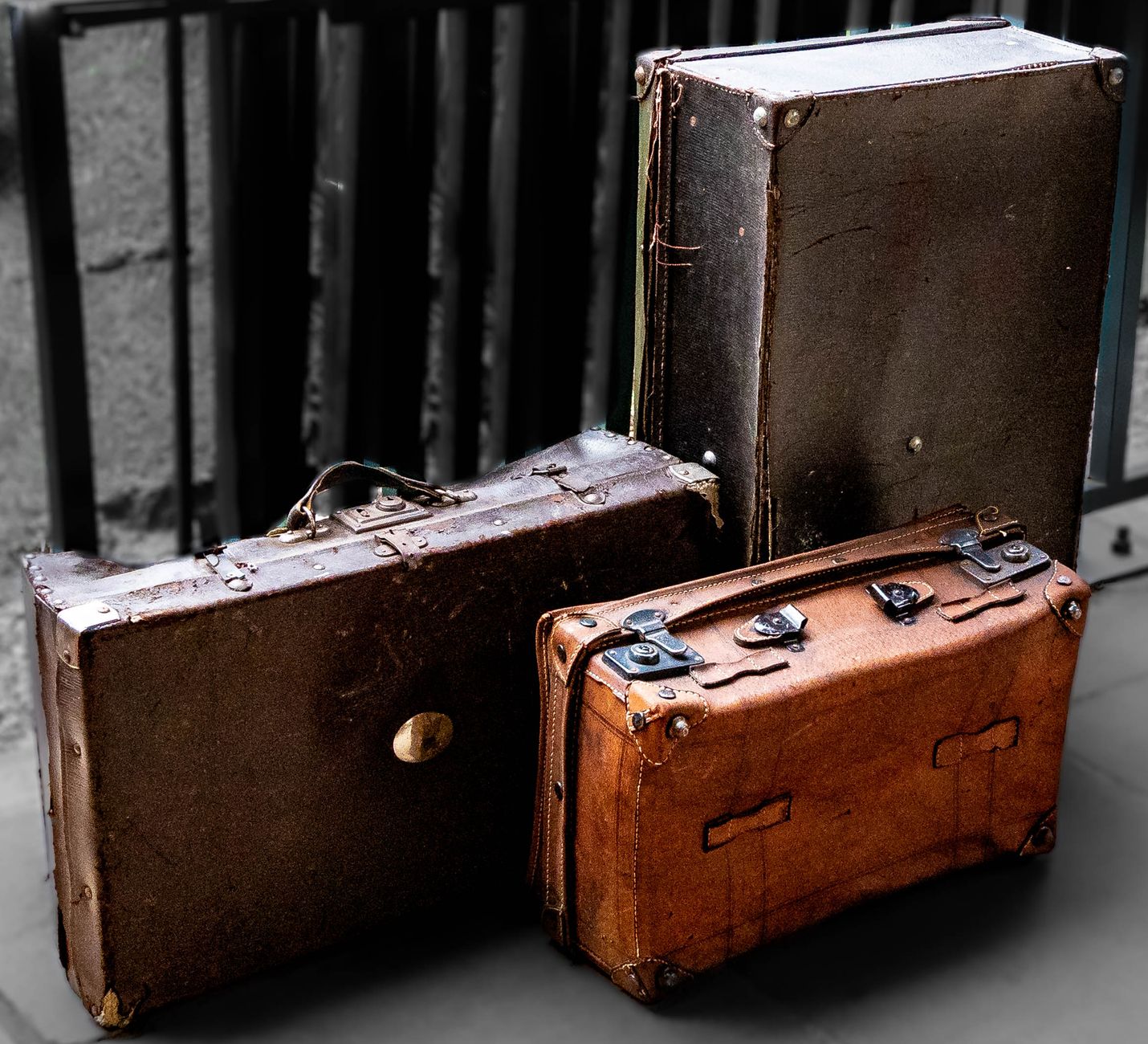 How to Cope With Emotional Baggage