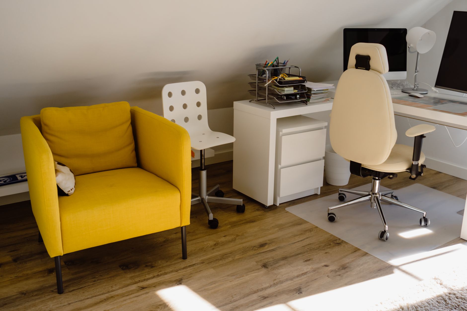 Choosing Second Hand Chairs For Your Office