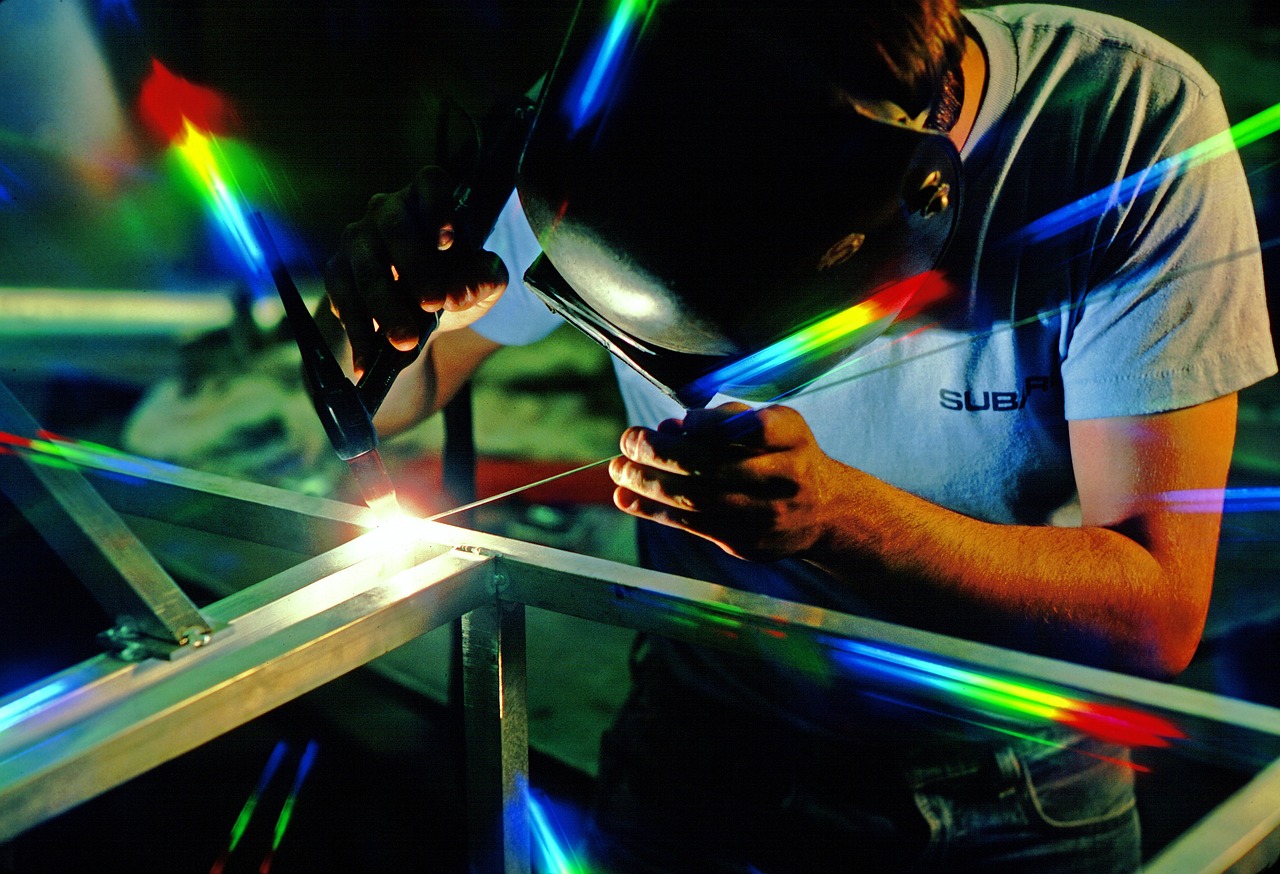 5 Good Reasons You Should Hire a Professional Welder