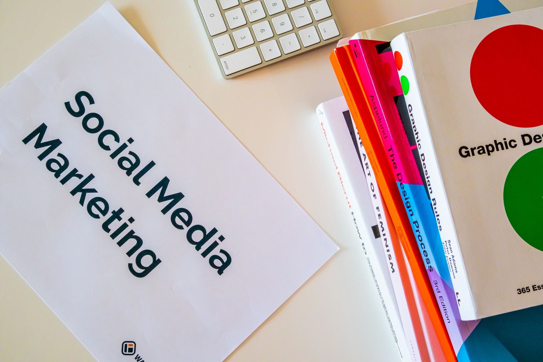 6 Ways to Master Social Media Marketing for Your Tax Prep Services