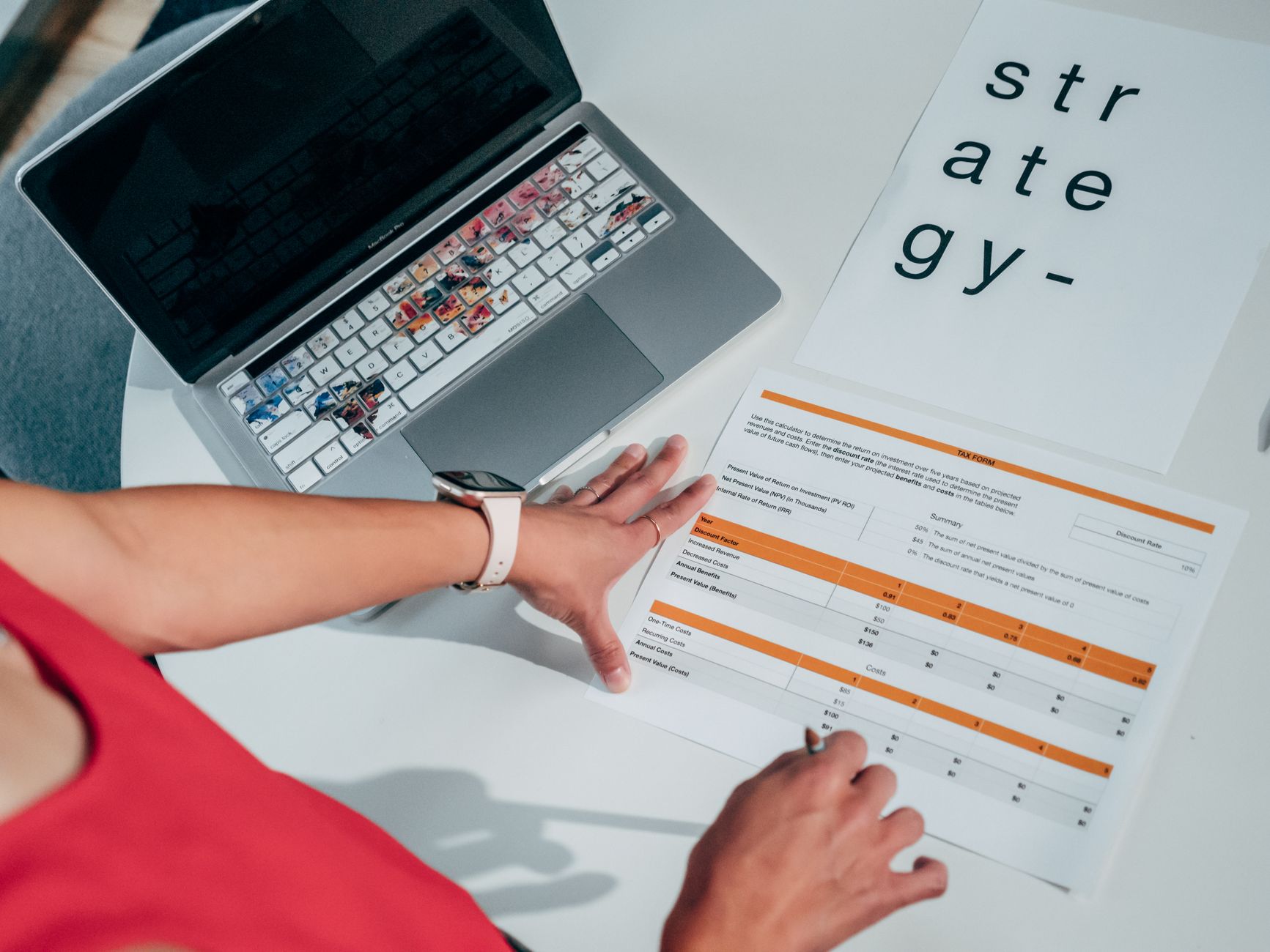 Business Strategy: Designing Sustainable Advantage in a Competitive World