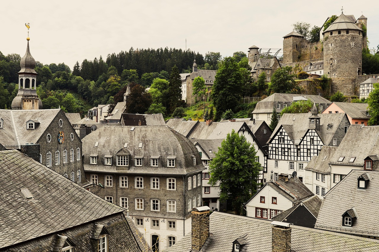 How is European Medieval clothing worn today