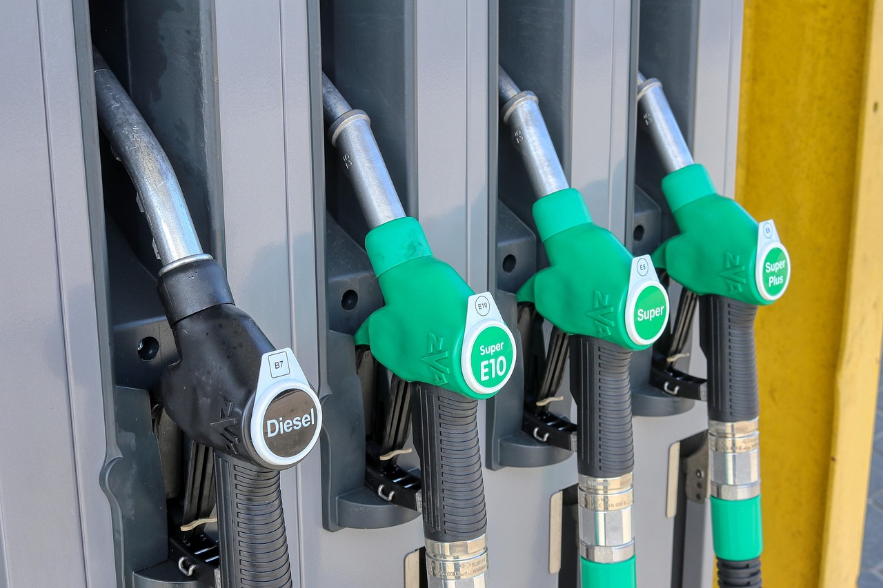 Walmart outlook suffers from high gas prices