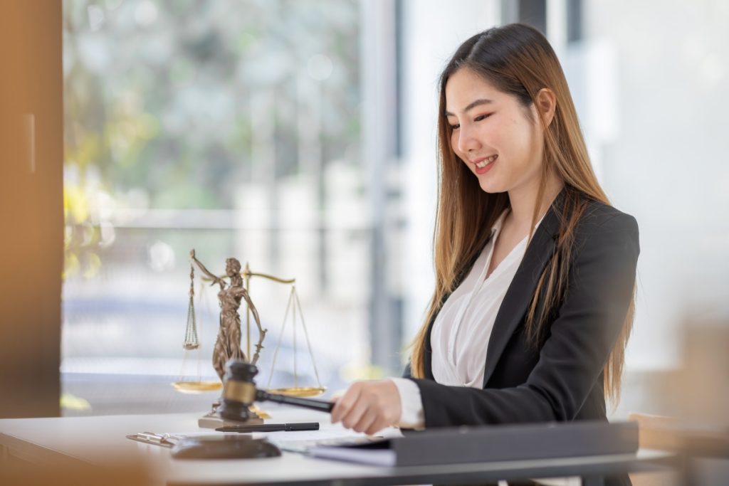 Choosing the Right Family Law Attorney for Your Situation