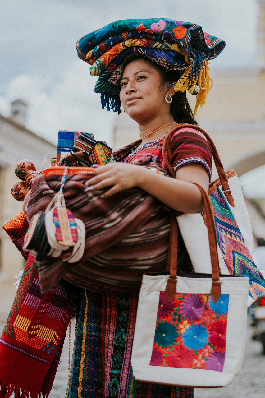 The Right Moment to Share Souvenir Company