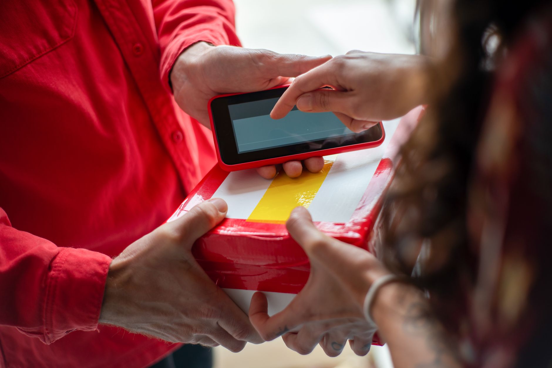 Leveraging Courier Software for E-Commerce Success