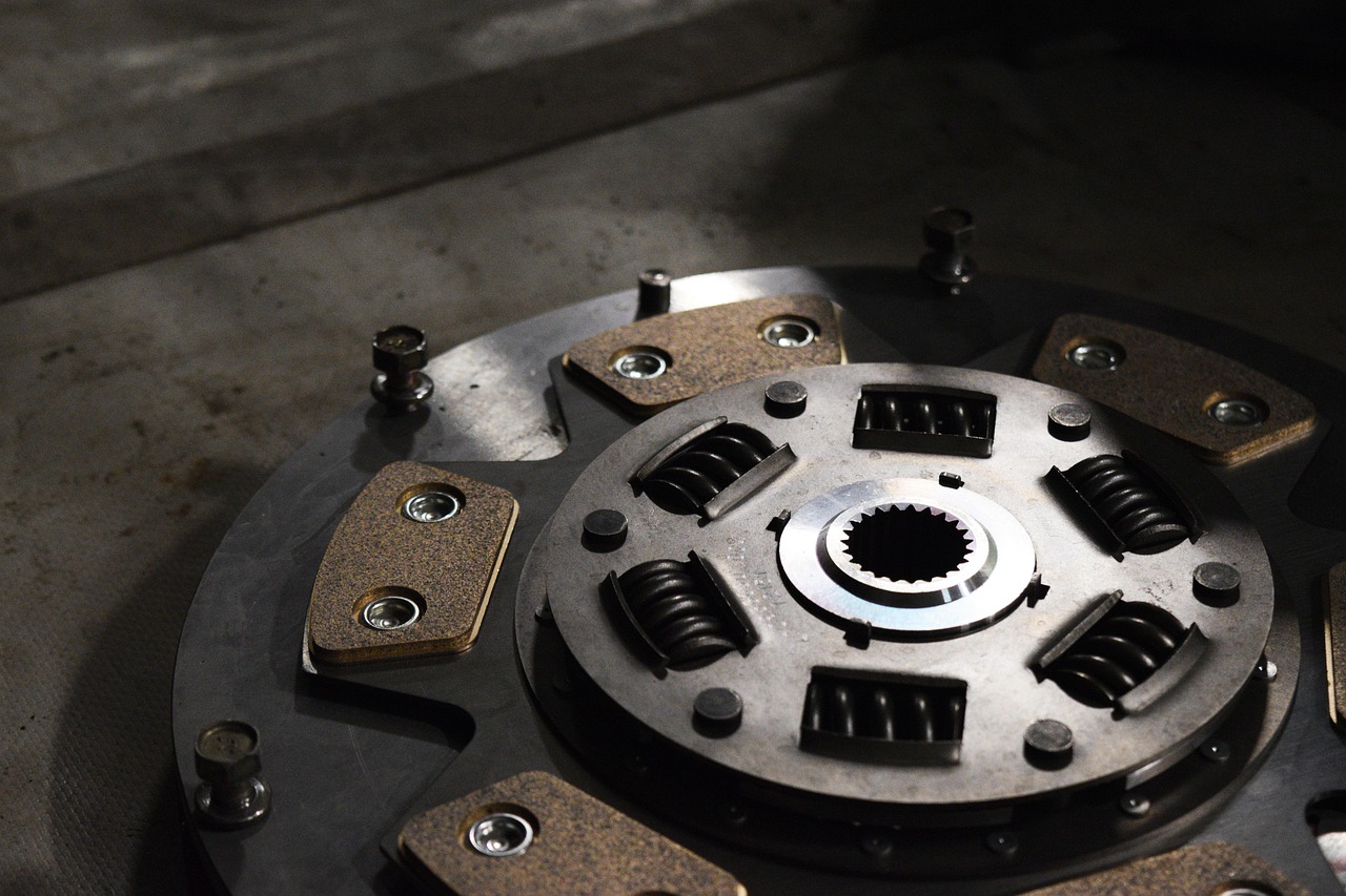 Power Without Moving Parts: A Guide to Selecting the Right Solid State Frequency Converter
