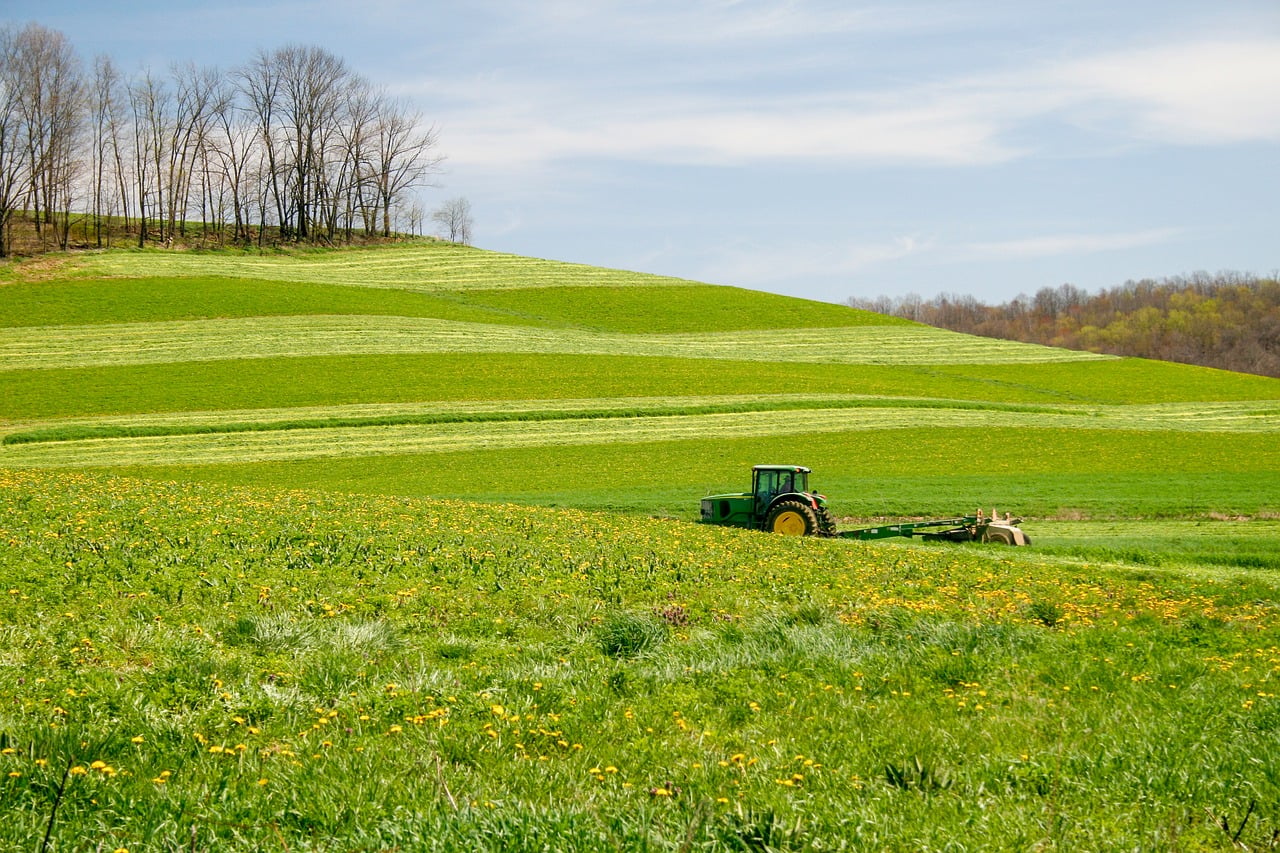 How is Massey Ferguson Tractor different from other tractor brands