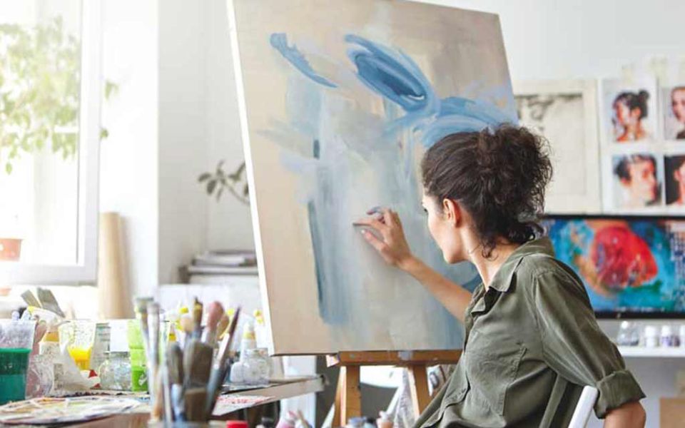 3 Ways Your Company Can Use Art Management Tools to Elevate Client Experience